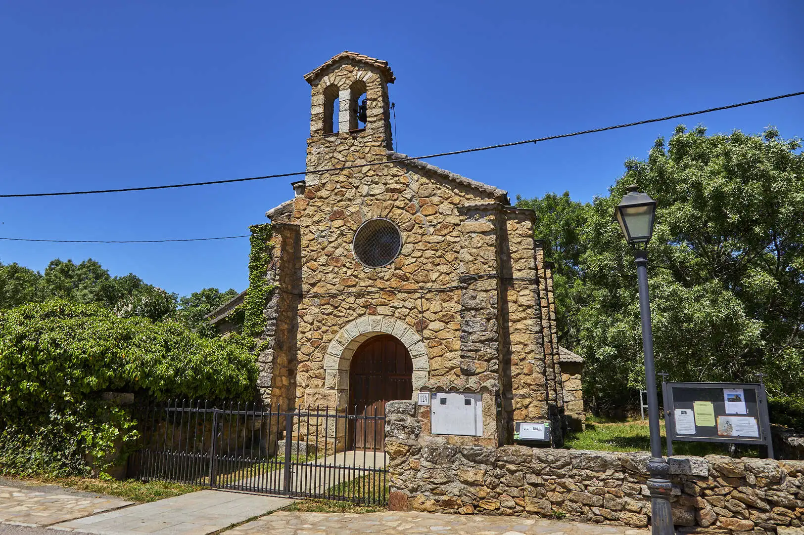 Iglesia Aoslos