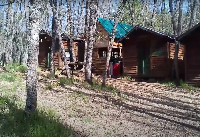 alojamientos-puebla-de-la-sierra-el-molino-de-arriba-cabanas