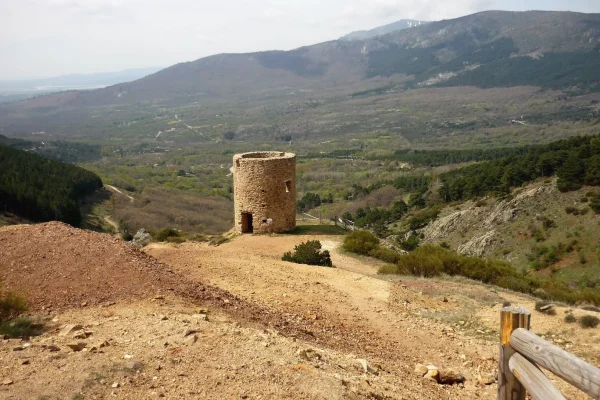 Ruta por Mondalindo por la Mina de Plata